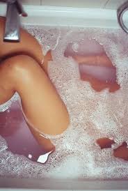 Pin By Zeynep Enderoglu On Obsession Bath Tumblr Bath Photography Time Photography