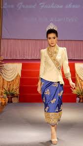 Beautiful Sinh Lao Thai Traditional Dress Traditional Dresses Laos Clothing