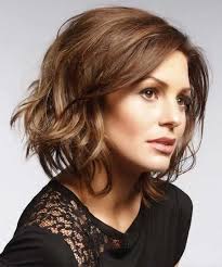 Whether you're blessed with natural wavy hair or you make beautiful waves using a curling iron, the number of amazing hairstyles that suit such hair texture is literally overwhelming. 20 Hottest Short Wavy Hairstyles Popular Haircuts Short Wavy Haircuts Wavy Haircuts Hair Styles