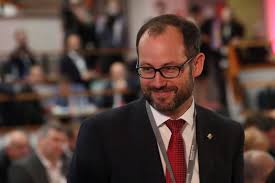 Worked as a lawyer in law of fice and in . Stan Prijde O Sefa Snemovniho Klubu Farsky Jede Badat Do Usa Plat Poslance Posle Neziskovkam Blesk Cz