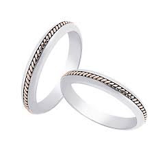 Romeo and juliet wedding ring. Beres Romeo Juliet Jewel Stories