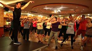 Christian polanc hat erst spät mit dem tanzen angefangen, ist aber durch tanzturniere und let's dance endültig berühmt geworden. Dancit Workshop Mit Christian Polanc Youtube