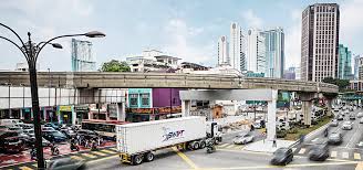 Kuala lumpur is the fastest growing metropolitan area of the country. Swift Group Through Kuala Lumpur In An Actros Roadstars