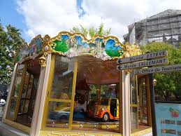 Comparez le décalage horaire entre villes, fuseaux horaires et pays du monde avec notre convertisseur d'heure. Manege De La Place Cujas Picture Of Palais Jacques Coeur Bourges Tripadvisor