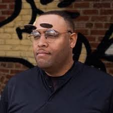 Aaron Dendy's Instagram, Twitter & Facebook