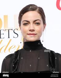 News carver hi-res stock photography and images