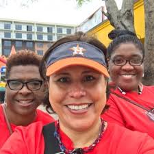 Nelda Billescas (@mightyolleowls)