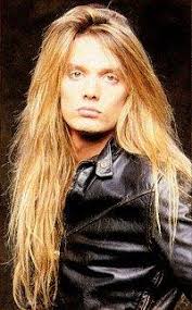 Hard Forever: Sebastian Bach cantando no novo álbum do Skid Row