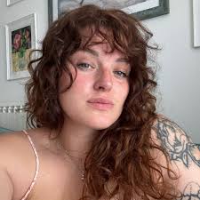 hi we are going to Prague end of this month to celebrate my daughter's  birthday and spending family time. Is there any nice restaurants or cake  shop can you recommend? she will