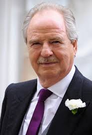 Friedrich Von Thun 30 Juni 1942 In Kwassitz Protektorat Bohmen Und Mahren Geboren Als Friedrich Von Thun Osterreichische Schauspieler Beruhmte Gesichter