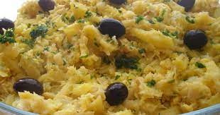 Sbuccia, lava e taglia le patate a julienne, poi sciacquale bene con acqua fredda e d asciugale molto bene. Baccala Alla Bras Il Piatto Preferito Di Cristiano Ronaldo