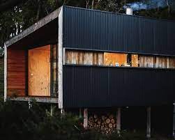 Rustic Off Grid Pump House Is A Solar Powered Weekend Getaway In Australia Rustic Houses Exterior House Designs Exterior Pump House