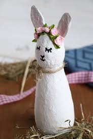 Osterhasen basteln kann so einfach sein: Pappmache Hasen Upcycling Idee Zu Ostern Lavendelblog