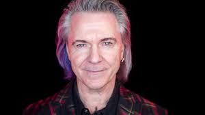 J'ai participé au Podcast de mon ami Lefty ( Parle moé d'ça ) En décembre  dernier ! On a parler de Radio Web , ce qui se passe en arrière , mes