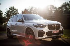 Am uitat sa mentionez ca la bezea se pune zaharul la jumatate , adica 100 g, altfel se intareste mai tare si nu se mai intinde peste blat atat de bine. Bmw X5 Cel Mai De Succes Suv Premium Din Lume Este Acum Si Mai Bun