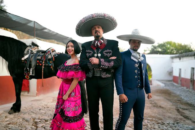 Pepe Aguilar confirmó que Flor Silvestre y Antonio Aguilar tendrán su  propia bioserie - Infobae