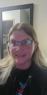 I'm looking for someone who can color and style my hair and it actually  look like what I asked for. I had it done about 8 weeks ago and it was  awful.