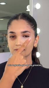 Cómo aplicar corrector de ojeras de manera efectiva