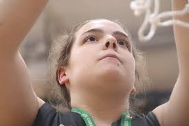 Ross ties single-season program record with 22 wins