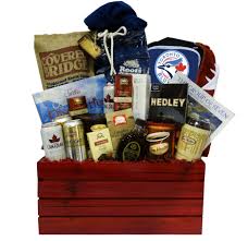 Gift Baskets For Men S Birthday Canada Get Your Custom Canada Themed Gift 905 326 2000 Happy Birthday Canada Happy Birthday Gifts