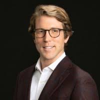 Daniel (Youn-Gee) Lee