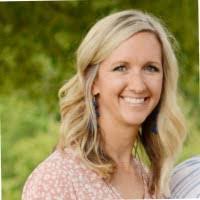 Brandy Hanson's Instagram, Twitter & Facebook