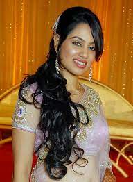 Indian Wedding Bridal Hairstyles My Bride Hairs Indian Wedding Hairstyles Indian Hairstyles Indian Bridal Hairstyles