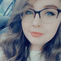 Vickie Mackey's Instagram, Twitter & Facebook