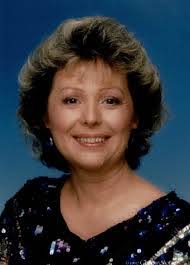 Karen Henline's Instagram, Twitter & Facebook