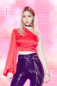 Ryujin Kpop Kdrama Bts Exo Kpoparmy Itzy Kpop Outfits Stage Outfits