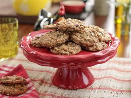 Chewy Schmaltz Oatmeal Raisin Cookies Recipe Cookie Recipes Oatmeal Raisin Food Network Recipes Raisin Cookies