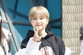 Momoland bboom bboom (혜빈 hyebin focused) @ mbc show! Mv Miss Bean Momoland Lee Hyebin Vietnam Fanpage Facebook