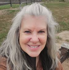 Silhouette studio experience and reservations?