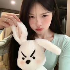 Karl March (Amar is the most loyal partner)