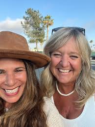 Look who I bumped into at the Mission Bay Boat and Ski Club! Fun surprise!  And two more added to the reunion list! Terri Smith and Sylvia Ramirez  (Sylvia Gudger)