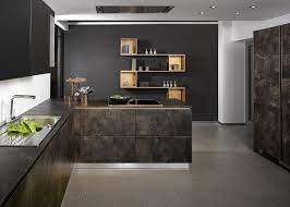 En effet, c'est dans ce lieu si particulier, que les professionnels et amoureux de l'art culinaire. Quelle Couleur De Mur Pour Une Cuisine Et Quels Codes Deco Adopter