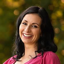 Monica Engle's Instagram, Twitter & Facebook