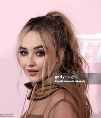 239 Amanda Carpenter Stock Photos, High-Res Pictures, and Images