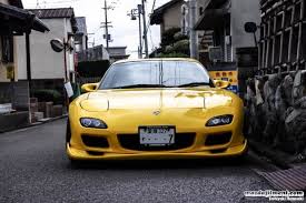 Yoshiyuki Hamasaki's 2001 Sunburst Yellow RX-7 FD3S