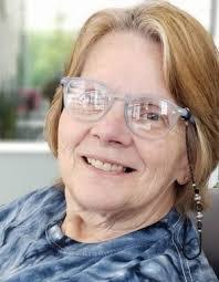 Vicki Gable's Instagram, Twitter & Facebook