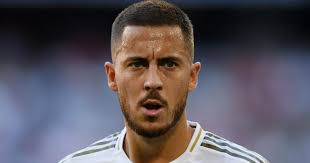 The world cup already passed by, but the attention still on the best footballer haircuts. Hazard Proves All Critics Wrong With His Six Pack And A New Haircut Tribuna Com