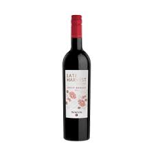 Sweet Merlot Wine Red Wine Drinks Merlot Wine Wine Drinks