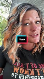 Shirley // straight out of the bag; no customizing * Heat friendly ...