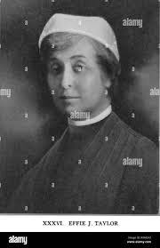 Effie Snyder's Instagram, Twitter & Facebook