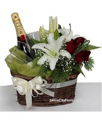 Check spelling or type a new query. Champagne Delight Moet Chandon Champagne Brut Imperial 750ml With A Pair Of Champagne Flutes And Fresh Flowers In Deco S 245 00
