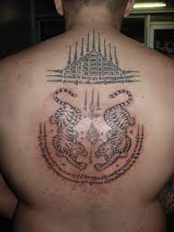 Traditional Thai Tattoos Sak Yan Bamboo Tattoo Tom Tattoo Studio Chiangmai Thailand Traditionalthaitatt Thai Tattoo Meaning Bamboo Tattoo Buddhist Tattoo
