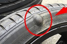 Hal ini merupakan sebuah ciri ban motor tidak lagi layak untuk digunakan berkendara di jalan. Gak Harus Botak Ini Tanda Tanda Ban Motor Wajib Ganti Menurut Pabrikan Semua Halaman Motorplus