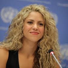 The loose waves are attractive with almost any face shape and hair color, which is why they are such a popular mexican style hairdo for young and hip men. What Is My Hair Type Popsugar Latina
