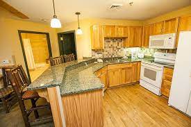 A trip to great wolf lodge in wisconsin dells, the waterpark capital of the world, is sure to make a splash in family's scrapbook. North America S Largest Family Indoor Water Park Plan Your Getaway Great Wolf Lodge Wisconsin Dells Loft Condo