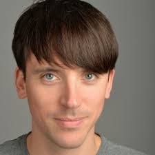 Ed Petrie's Instagram, Twitter & Facebook